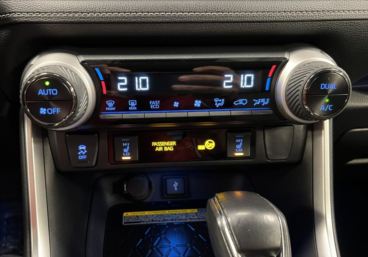 Toyota RAV4 SUV 2,5 l 131 kw