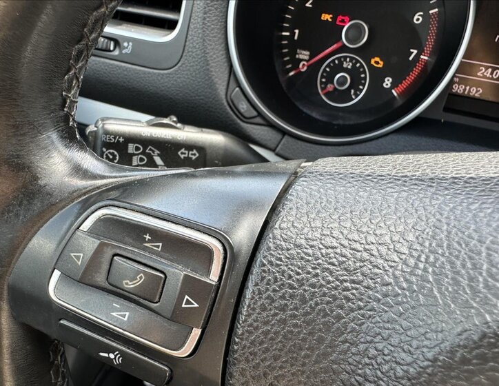 Volkswagen Golf Hatchback 1,6 l 75 kw