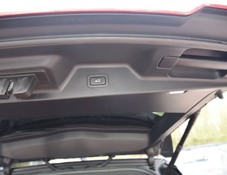 Land Rover Range Rover SUV / Terénní 4,4 l 250 kw