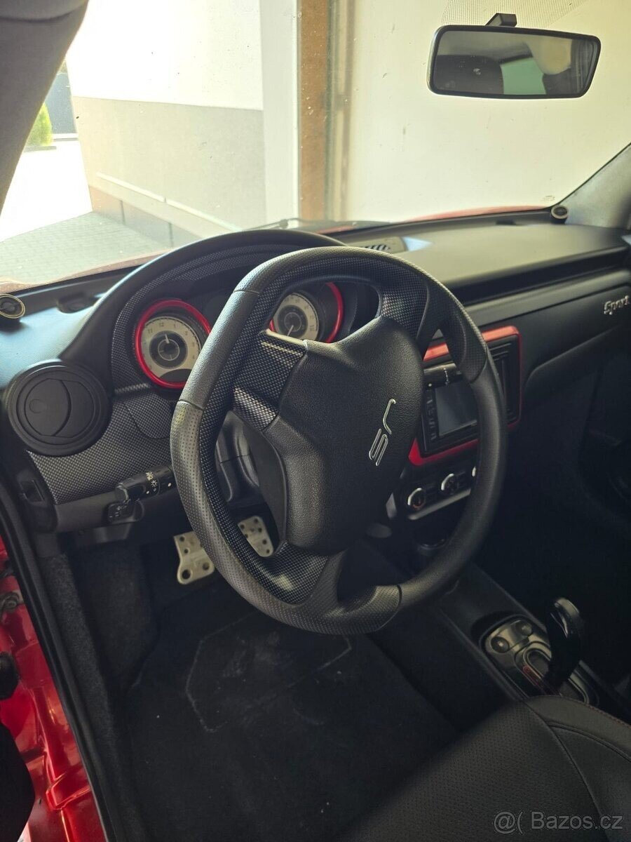 Ligier JS 50 L Hatchback 0,0 0