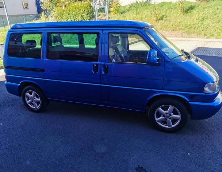 Volkswagen Multivan 5