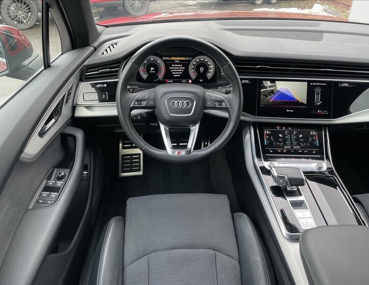 Audi Q7 SUV / Terénní 3,0 l 210 kw