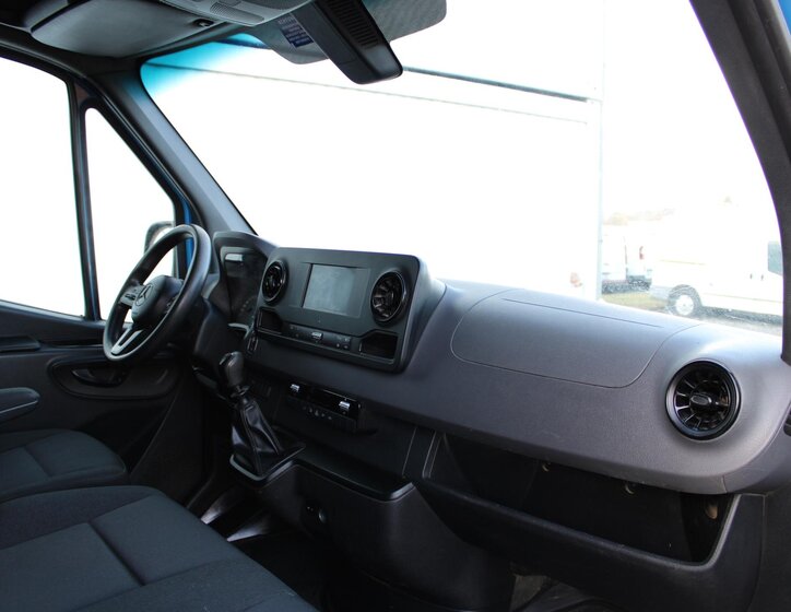 Mercedes-Benz Sprinter Užitková 2,1 l 120 kw