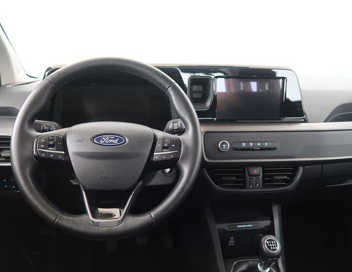 Ford Tourneo Courier VAN / Minibus 999,0 91 kw