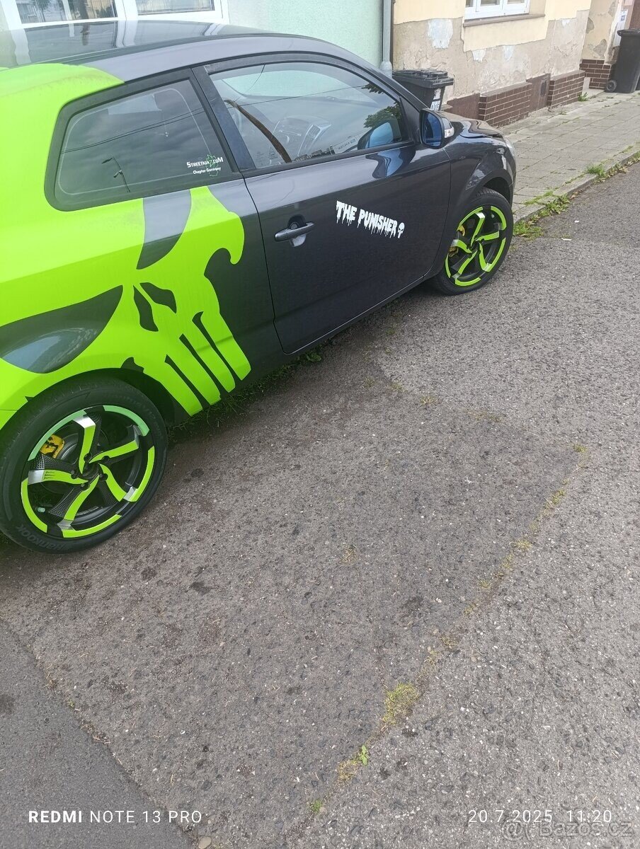 KIA Ceed Hatchback 0,0 0