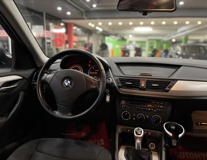 BMW X1 16