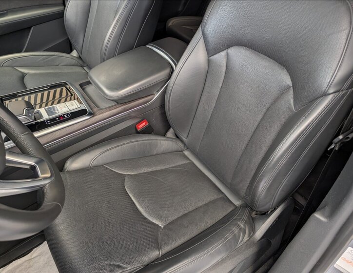 Audi Q8 Hatchback 3,0 l 250 kw