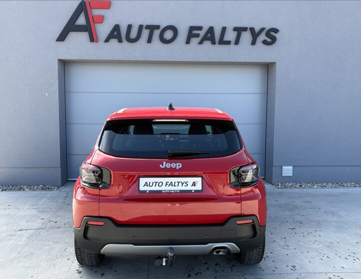 Jeep Avenger Sedan / Limuzína 1,2 l 74 kw