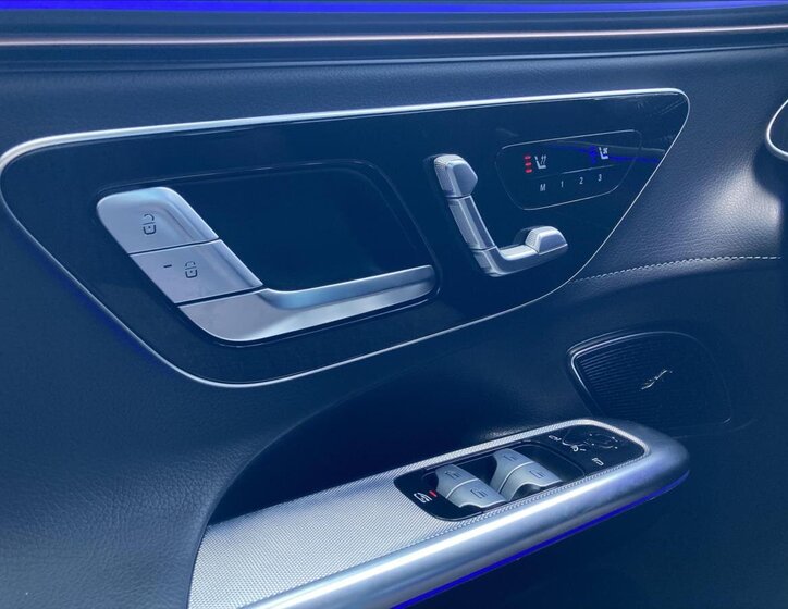 Mercedes-Benz EQE SUV / Terénní 0,0 215 kw