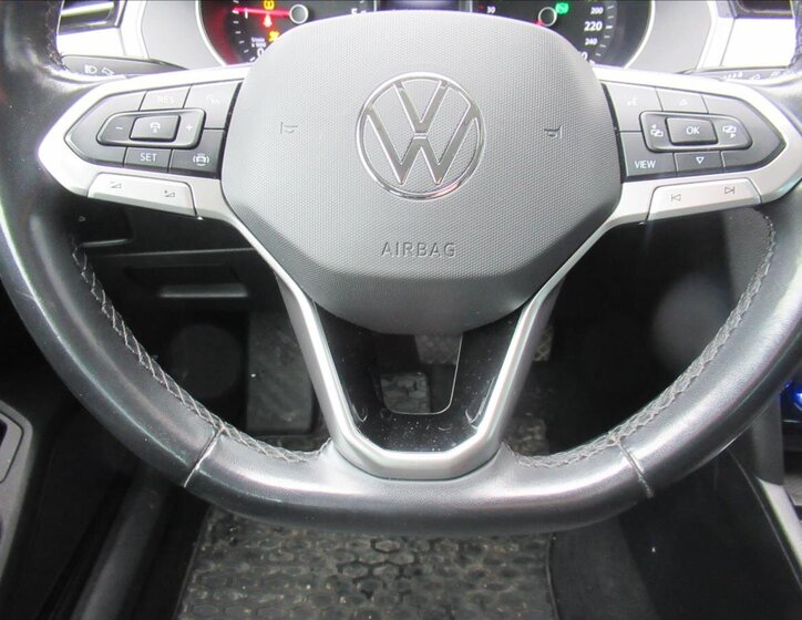 Volkswagen Passat Kombi 2,0 l 110 kw