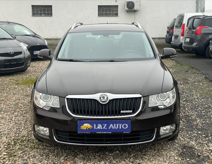 Škoda Superb Kombi 1,6 l 77 kw
