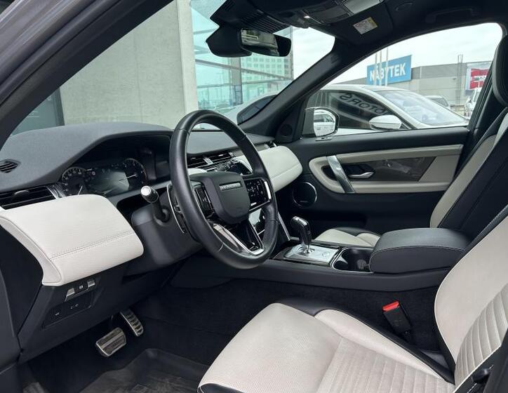 Land Rover Discovery Sport 7