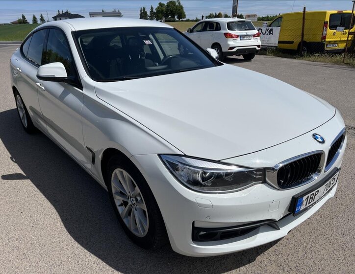 BMW Řada 3 Sedan / Limuzína 2,0 l 135 kw