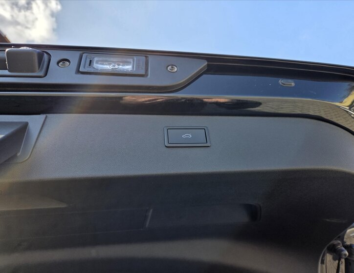 Cupra Formentor SUV / Terénní 2,0 l 180 kw