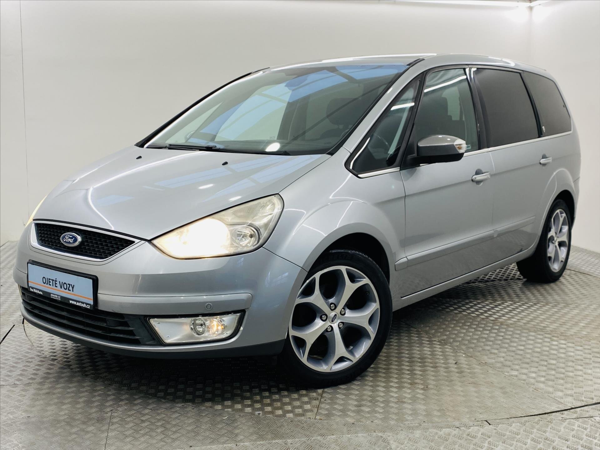 Ford Galaxy Kombi 2,0 l 96 kw