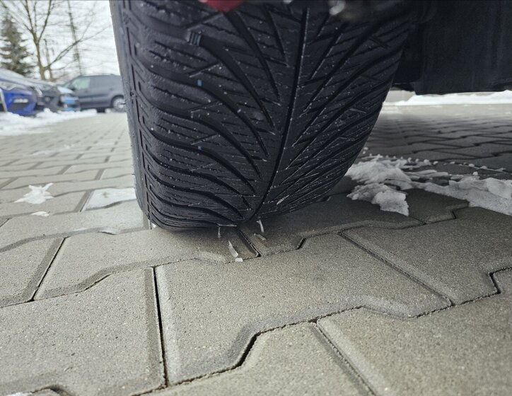 Toyota Yaris Hatchback 1,5 l 68 kw