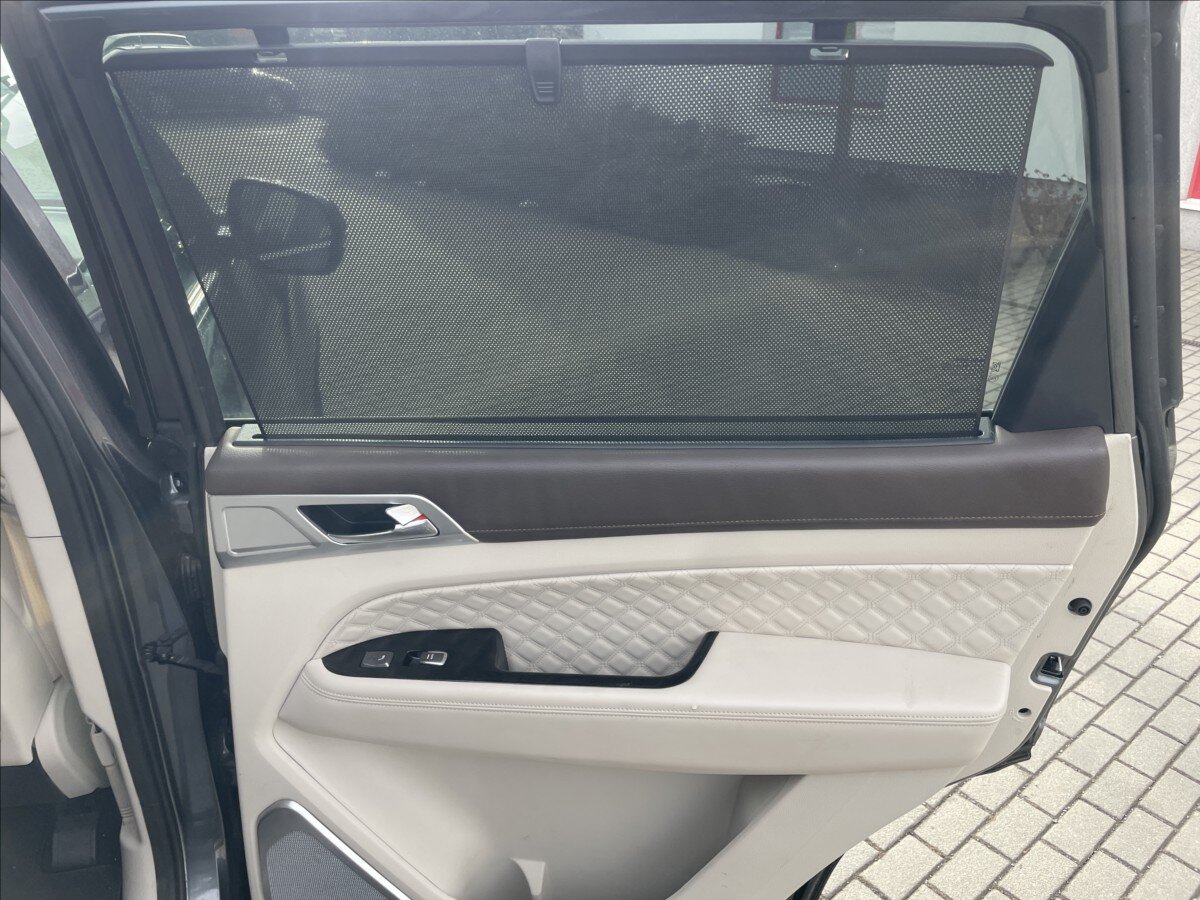 SsangYong Rexton Kombi 2,2 l 148 kw