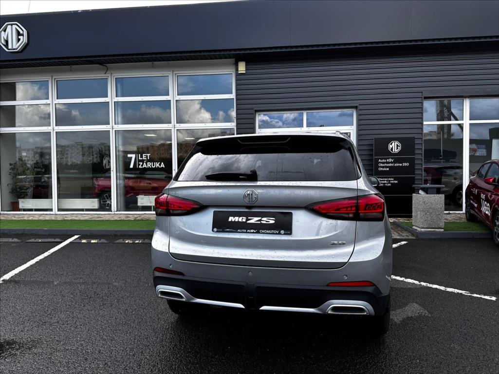 MG ZS
