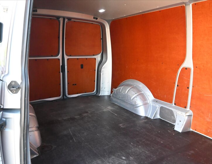 Volkswagen Transporter 25
