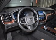 Volvo XC60 11