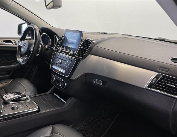 Mercedes-Benz GLE 14