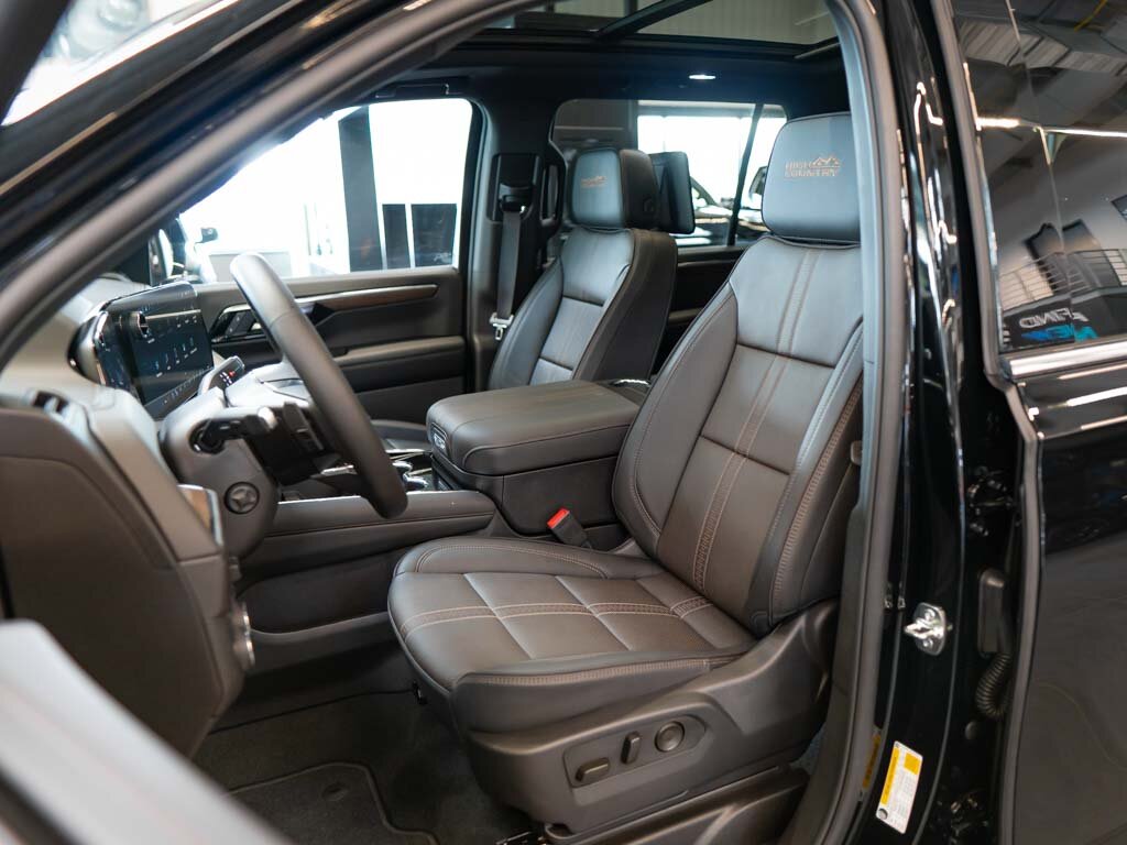 Chevrolet Suburban SUV 6,2 l 313 kw