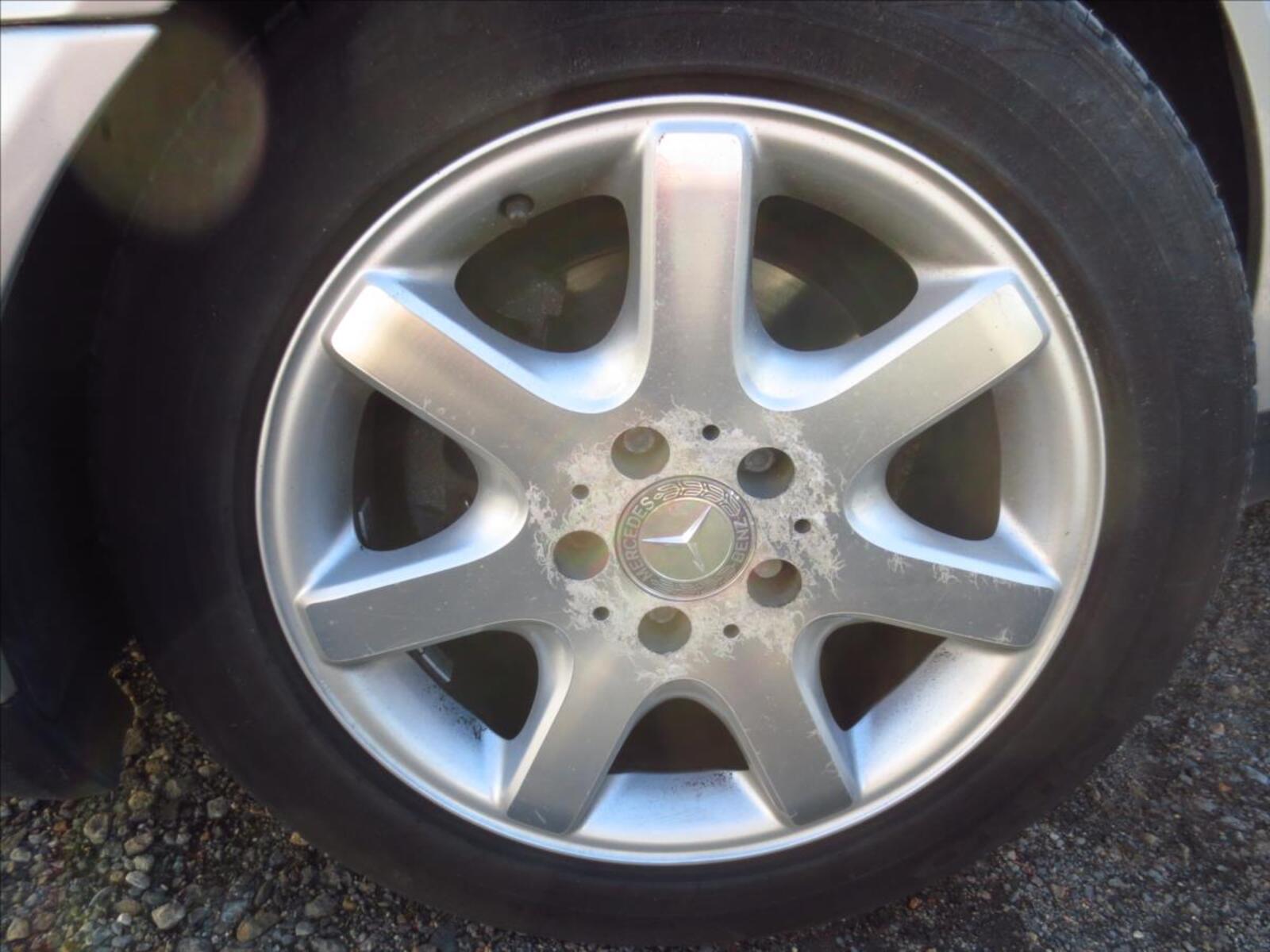 Mercedes-Benz SLK 21