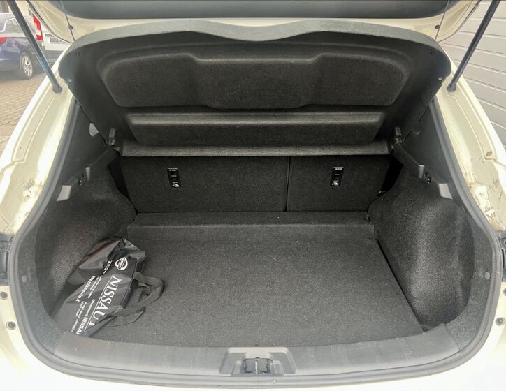 Nissan Qashqai SUV 1,5 l 85 kw