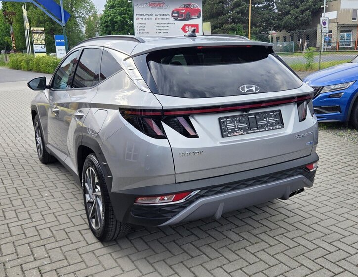 Hyundai Tucson SUV 1,6 l 100 kw