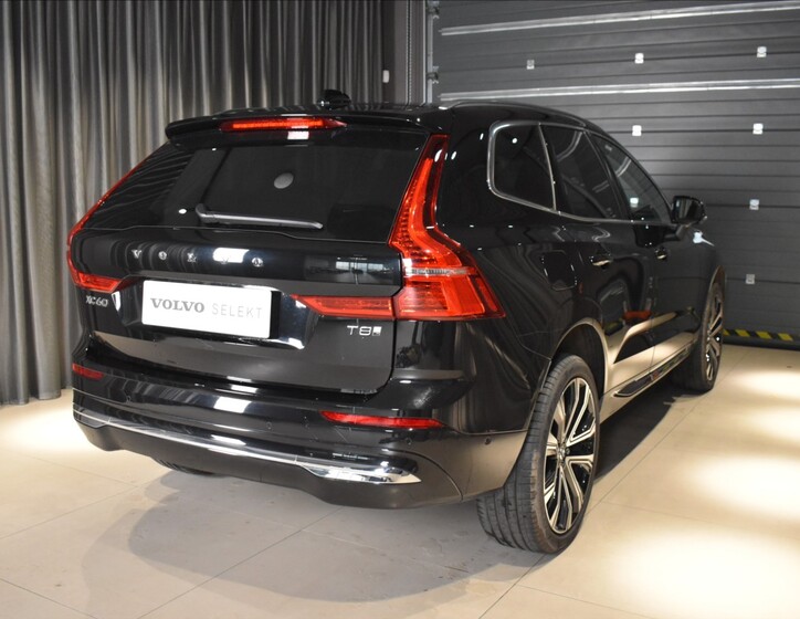 Volvo XC60 4