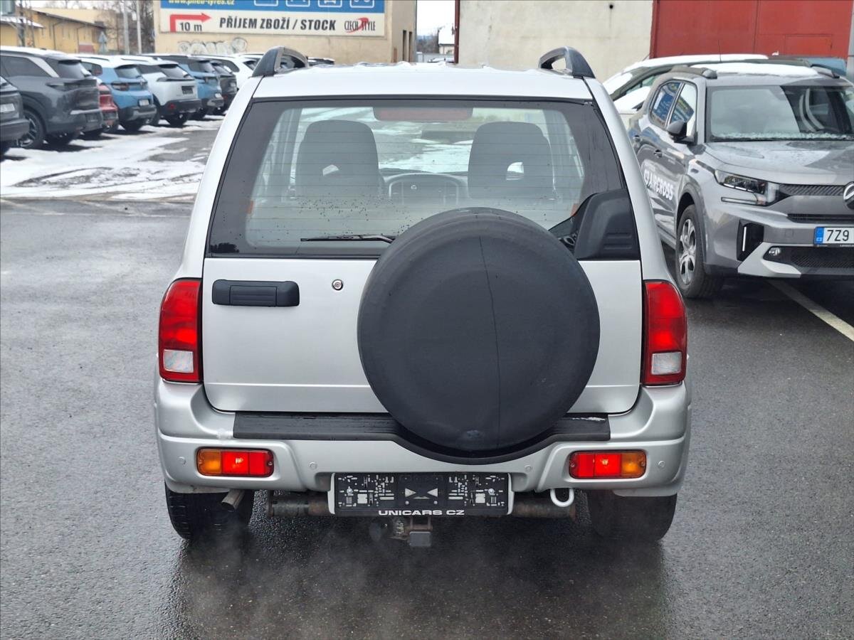 Suzuki Grand Vitara SUV / Terénní 2,0 l 94 kw