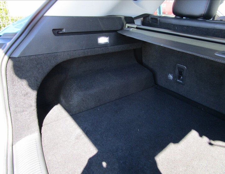 MG HS Hatchback 1,5 l 119 kw