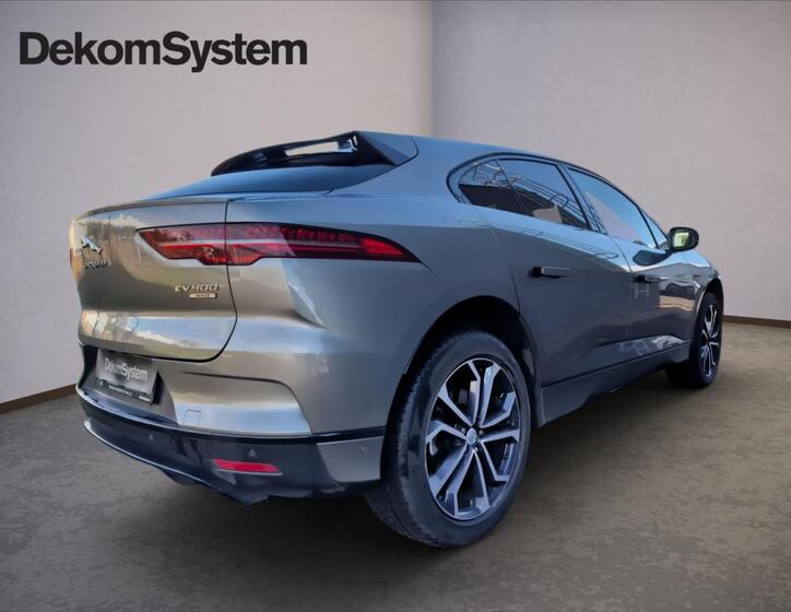 Jaguar I-Pace 3