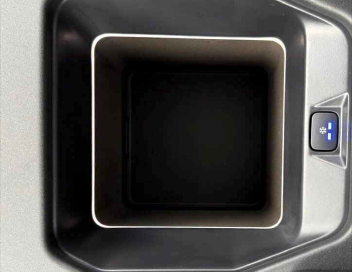 Land Rover Defender SUV 3,0 l 257 kw