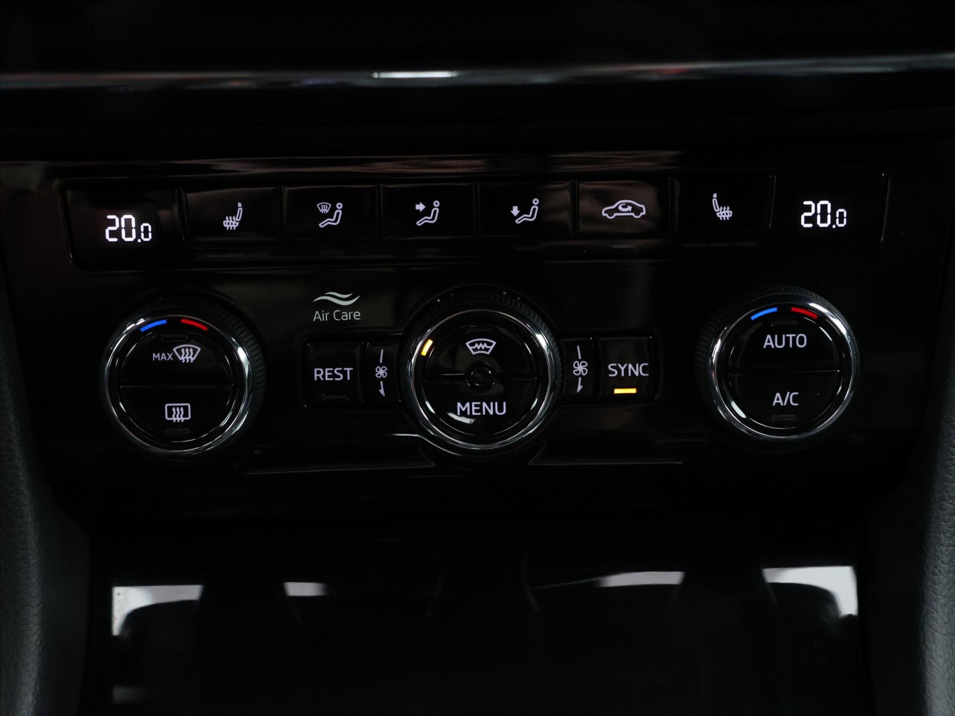 Škoda Superb Kombi 2,0 l 147 kw