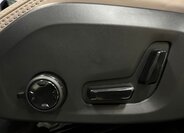 Volvo XC90 SUV / Terénní 2,0 l 335 kw