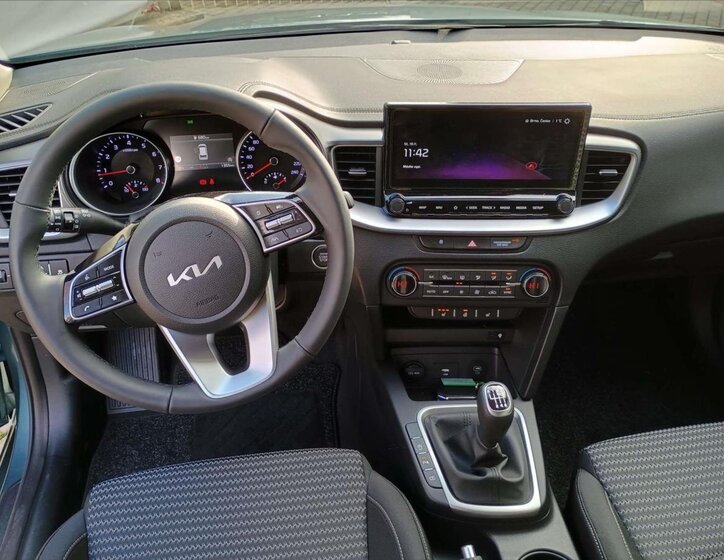 KIA Ceed 5