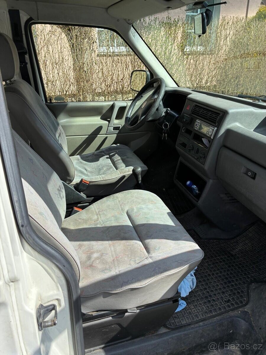 Volkswagen Transporter VAN / Minibus 0,0 65 kw