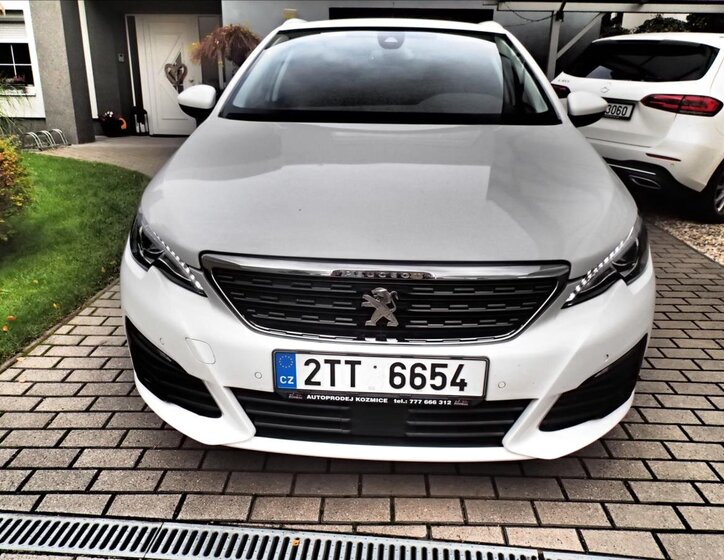 Peugeot 308 Kombi 1,5 l 96 kw