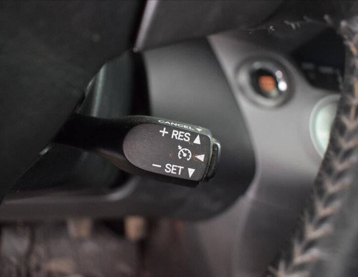 Toyota RAV4 SUV / Terénní 2,2 l 130 kw