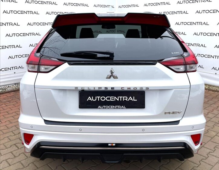 Mitsubishi Eclipse Cross SUV 2,4 l 130 kw