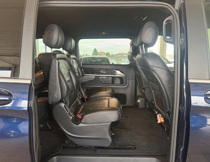 Mercedes-Benz Třídy V 15