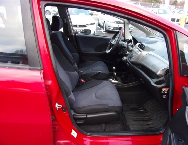 Honda Jazz 9