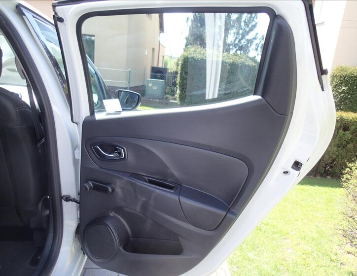 Renault Clio Hatchback 1,1 l 54 kw