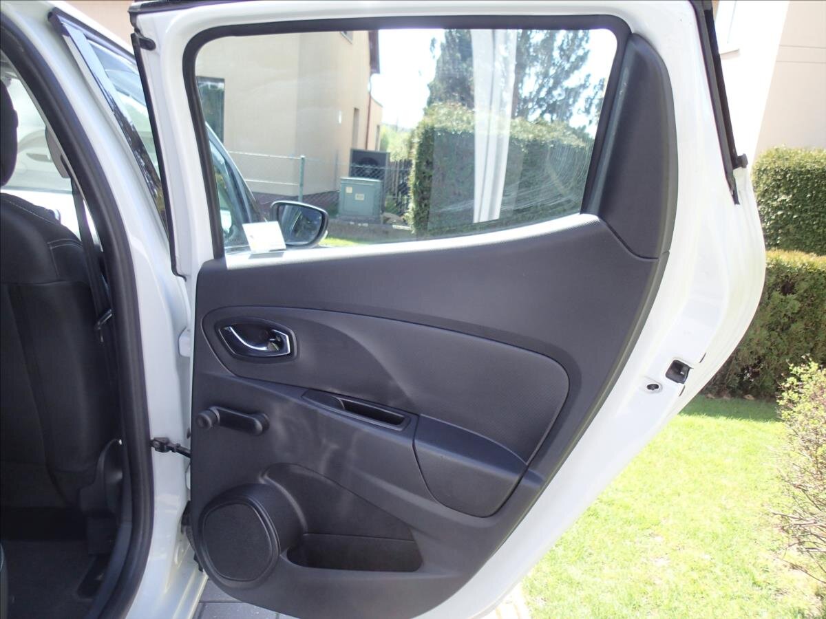 Renault Clio Hatchback 1,1 l 54 kw