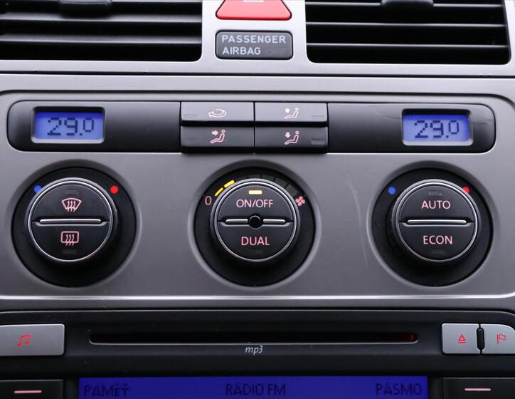 Volkswagen Touran 12