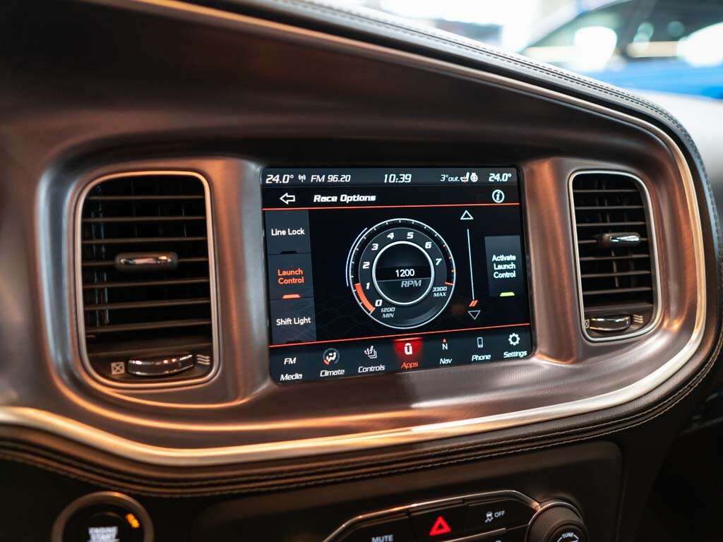 Dodge Charger Sedan / Limuzína 6,4 l 361 kw