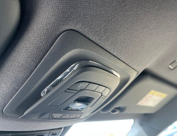 Toyota C-HR SUV / Terénní 2,0 l 112 kw