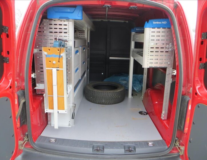 Volkswagen Caddy Skříň 1,4 l 81 kw