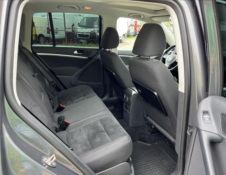 Volkswagen Tiguan 12